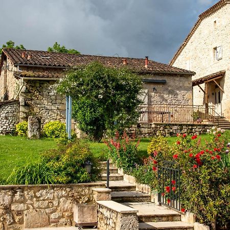 La Maison De Yuka Plieux Exterior photo